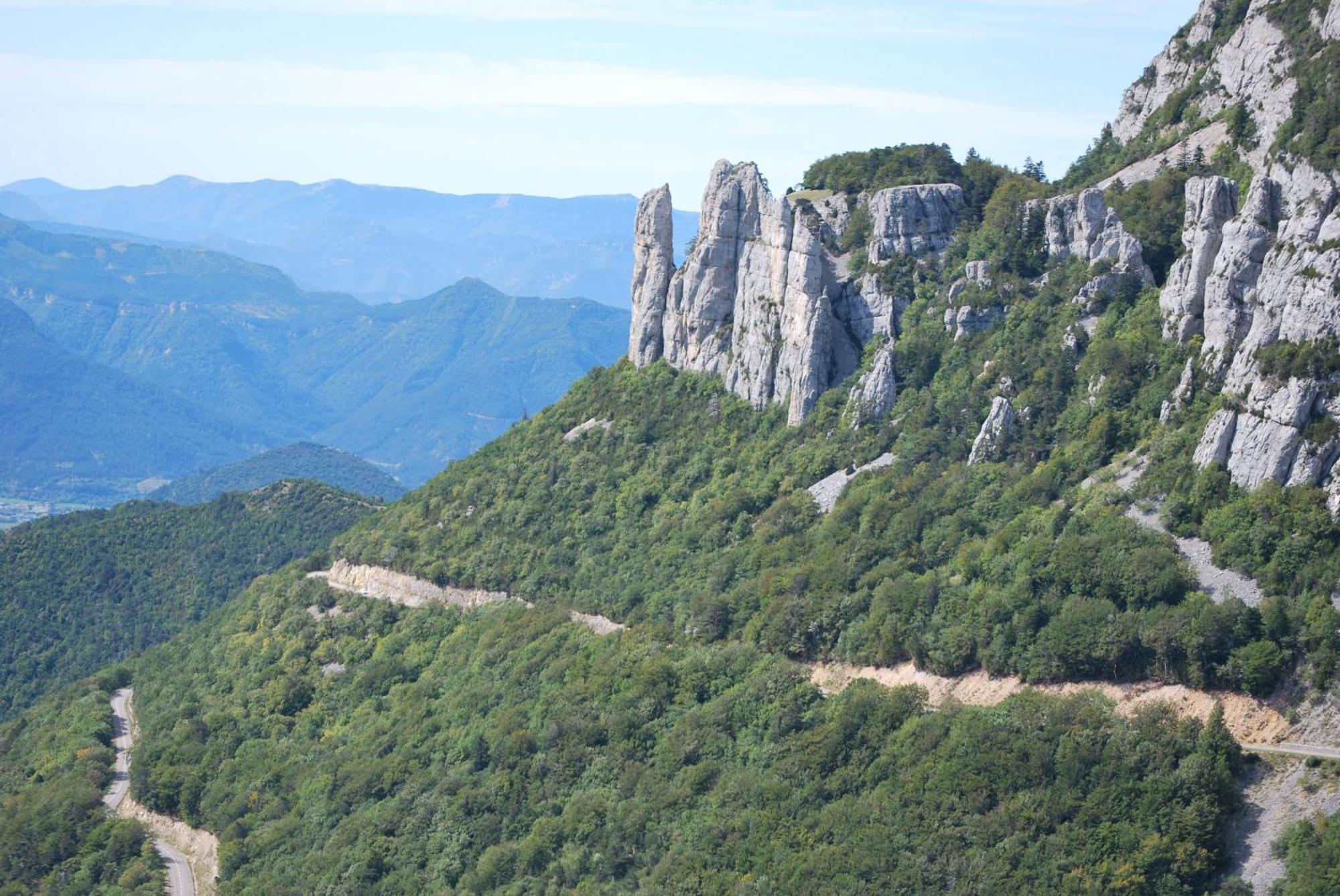 Le Sareymond Bed & Breakfast Menee